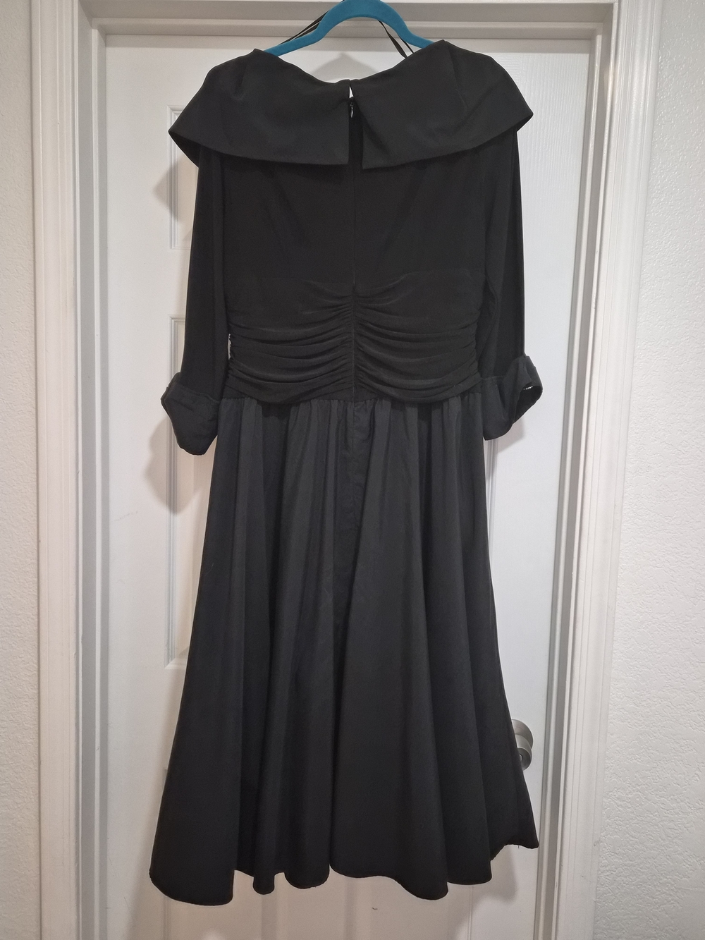 Jessica Howard Black Long-Sleeve Fit & Flare Dress - Picture 2 of 2